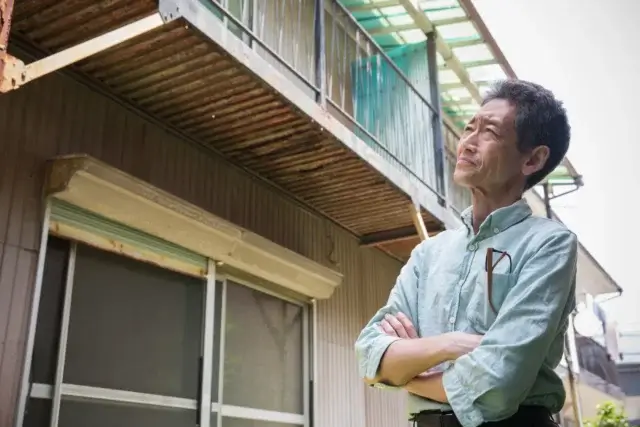 賃貸の残置物撤去にかかる費用の負担は大家と借主のどちら？